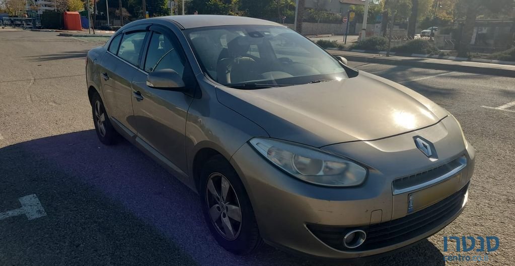 2011' Renault Fluence רנו פלואנס photo #2