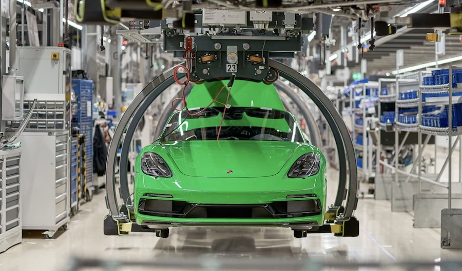 Volkswagen Factory Could Stop Building Cars to Make Iron Dome Systems for Israel