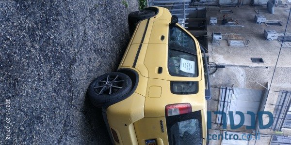 2002' Suzuki Ignis photo #1