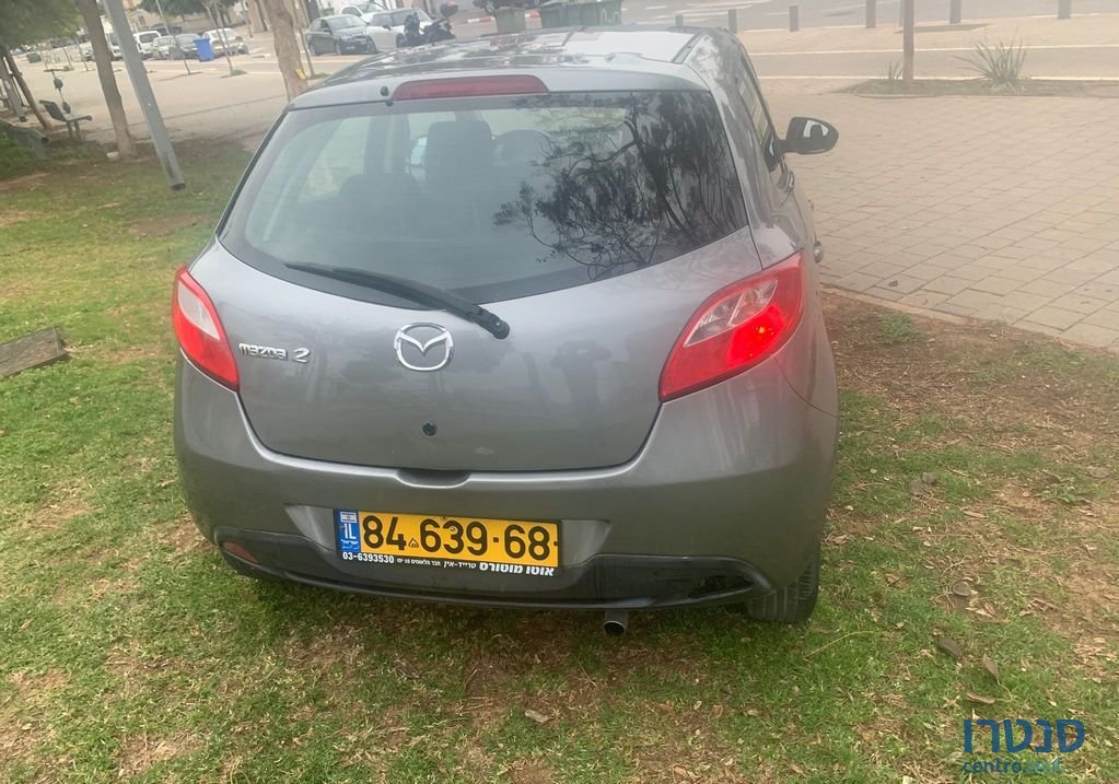 2010' Mazda 2 מאזדה photo #2