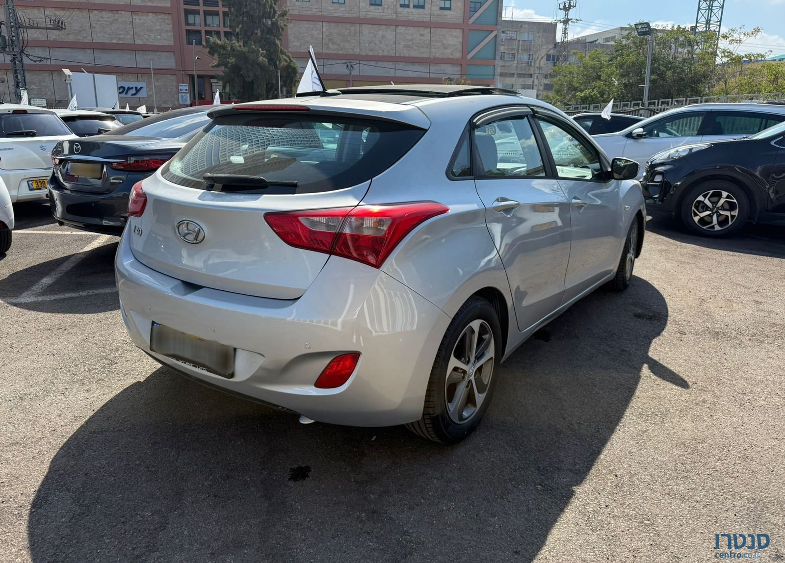 2017' Hyundai i30 יונדאי photo #5