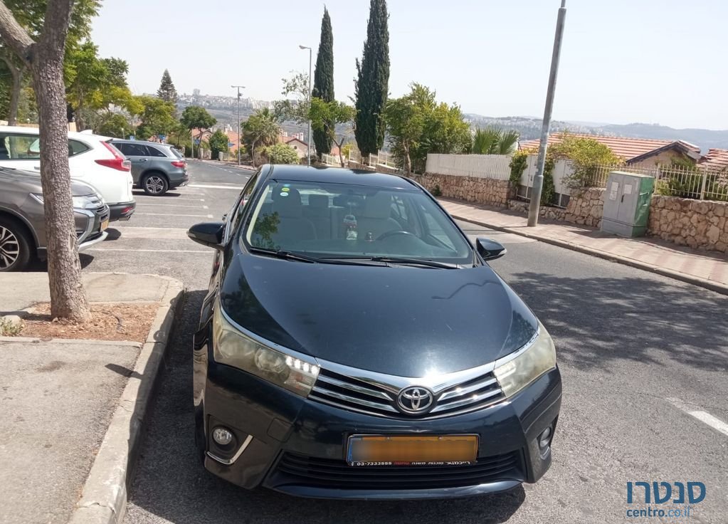 2016' Toyota Corolla טויוטה קורולה photo #2