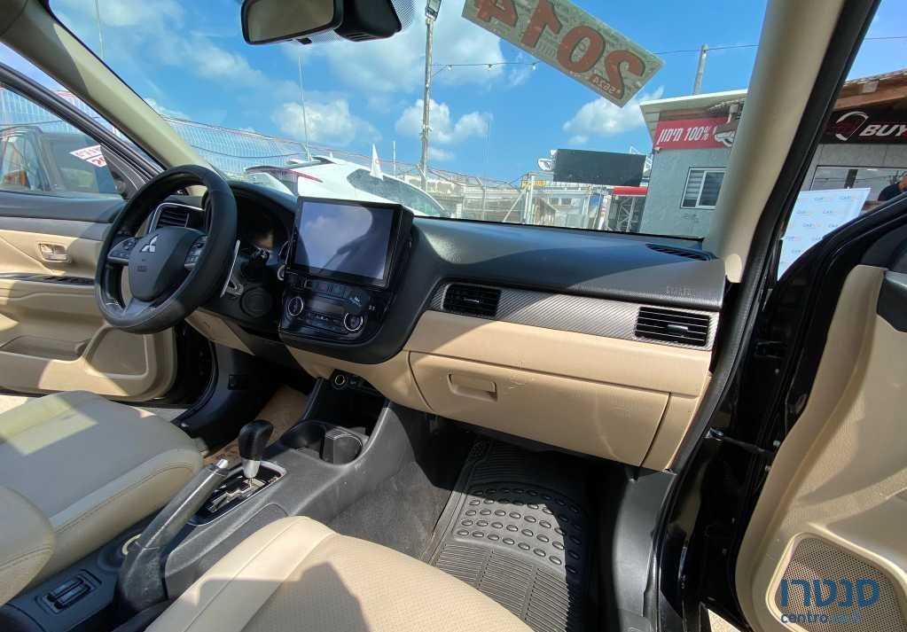 2014' Mitsubishi Outlander מיצובישי אאוטלנדר photo #2