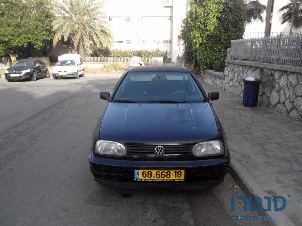 1998' Volkswagen Golf photo #2