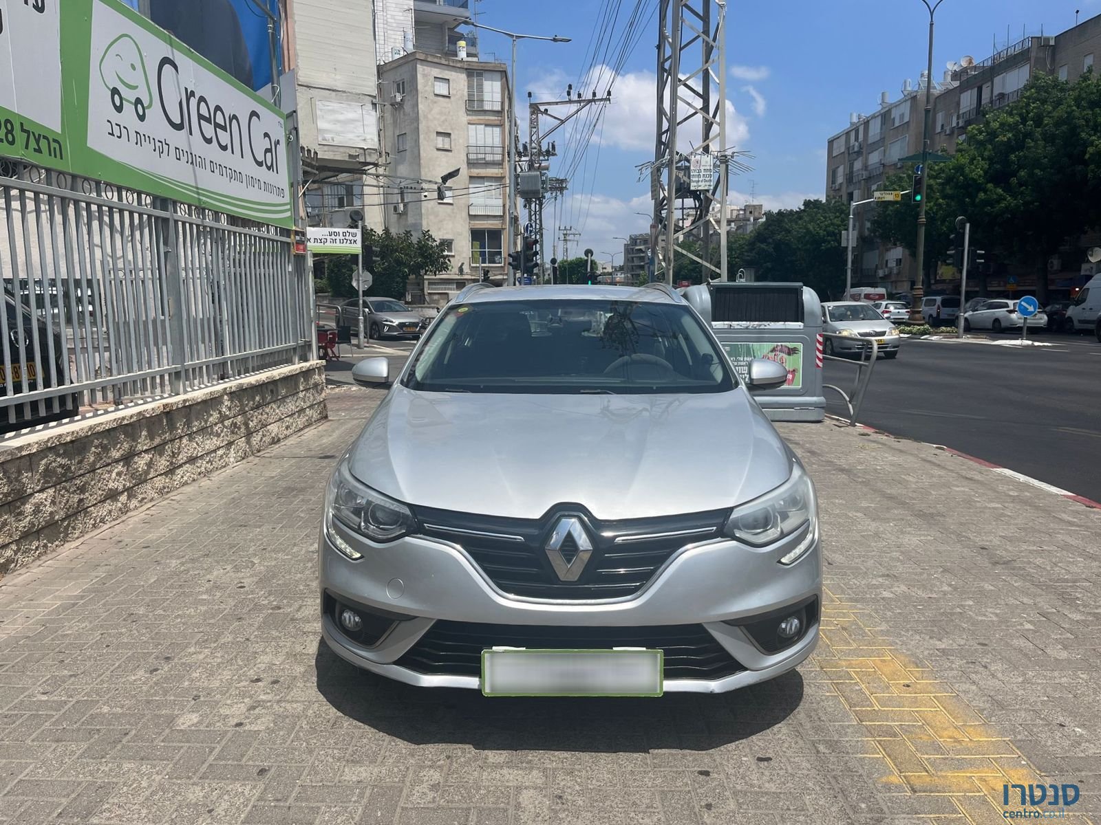 2019' Renault Megane photo #2