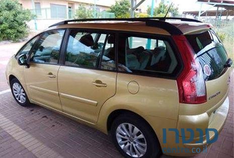 2009' Citroen C4 Picasso photo #4