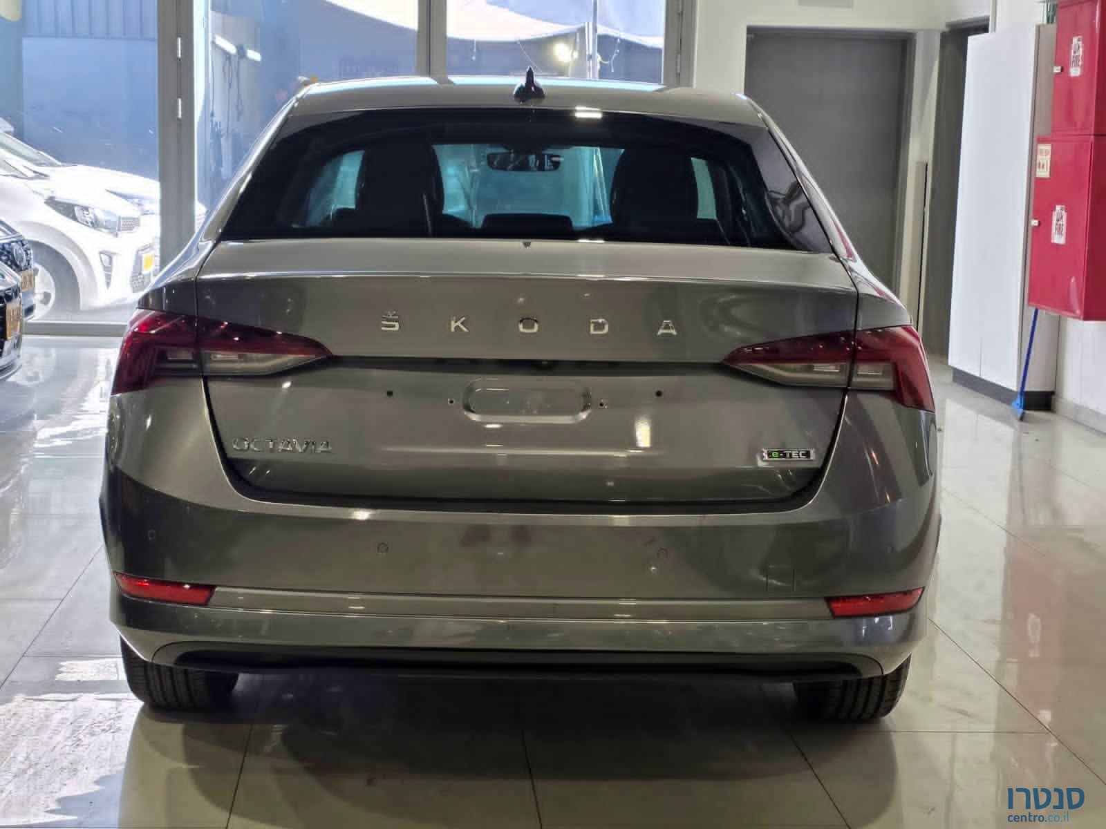 2023' Skoda Octavia photo #4