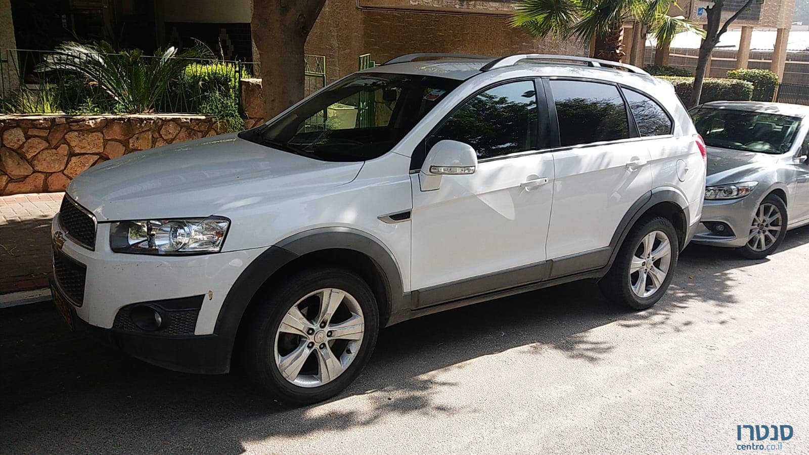2011' Chevrolet Captiva photo #1