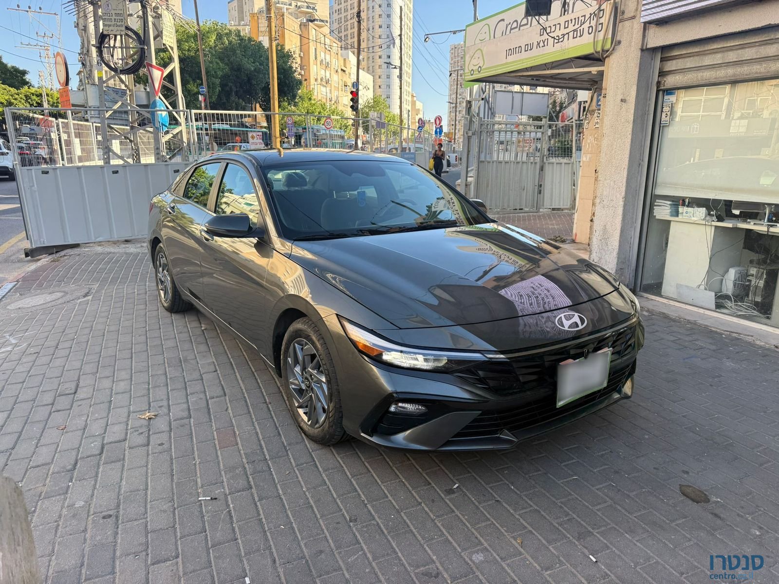 2024' Hyundai Elantra photo #6