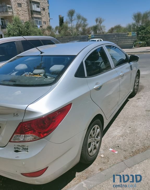 2014' Hyundai i25 יונדאי photo #4