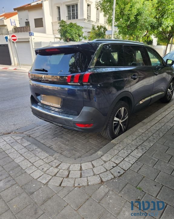 2019' Peugeot 5008 פיג'ו photo #1