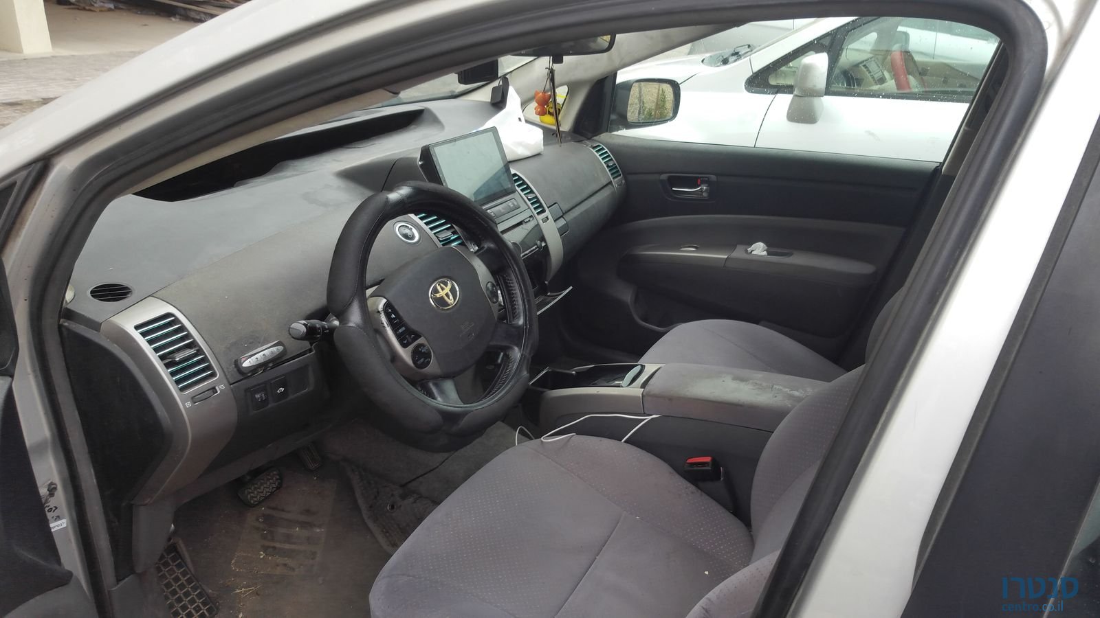 2007' Toyota Prius טויוטה פריוס photo #2