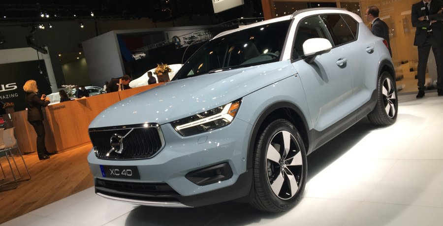 Volvo V40 to offer electric versions