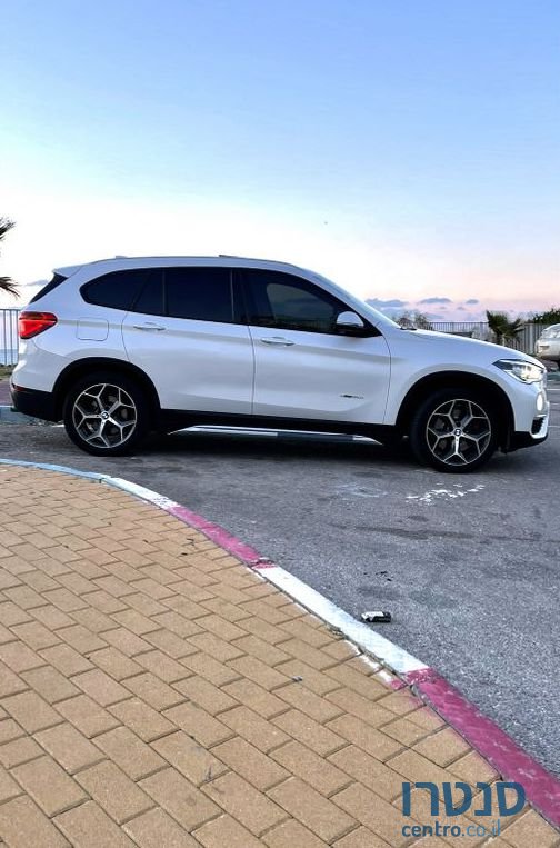 2017' BMW X1 ב.מ.וו photo #1