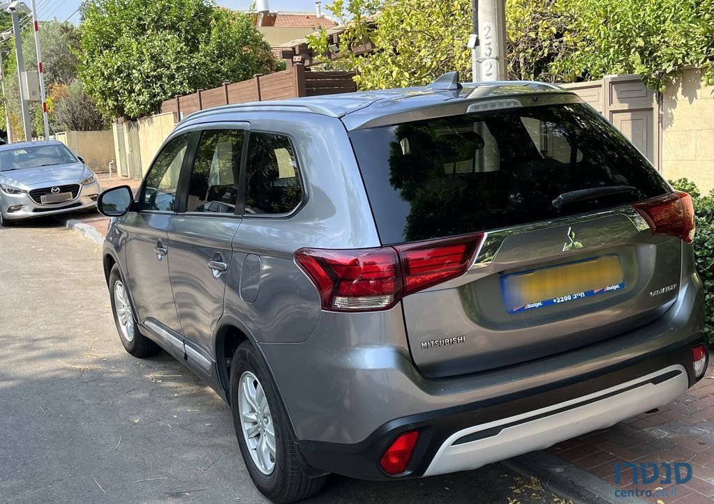 2019' Mitsubishi Outlander מיצובישי אאוטלנדר photo #1