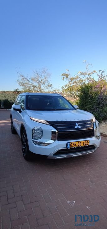 2021' Mitsubishi Outlander מיצובישי אאוטלנדר photo #4
