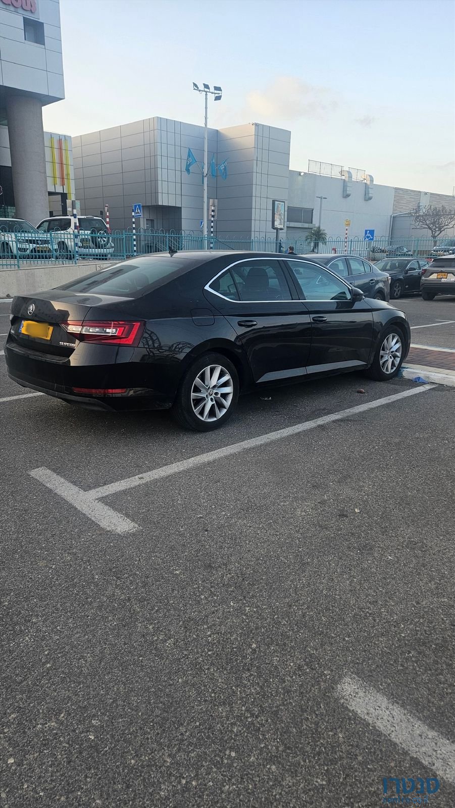 2018' Skoda Superb סקודה סופרב photo #2