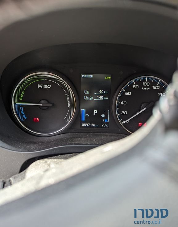 2018' Mitsubishi Outlander מיצובישי אאוטלנדר photo #3