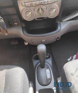 2010' Daihatsu Sirion דייהטסו סיריון photo #2