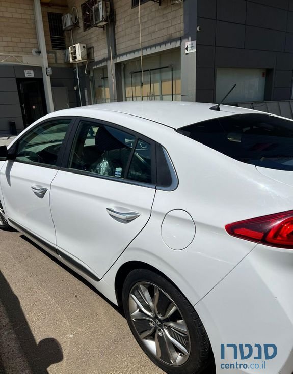2017' Hyundai Ioniq יונדאי איוניק photo #2