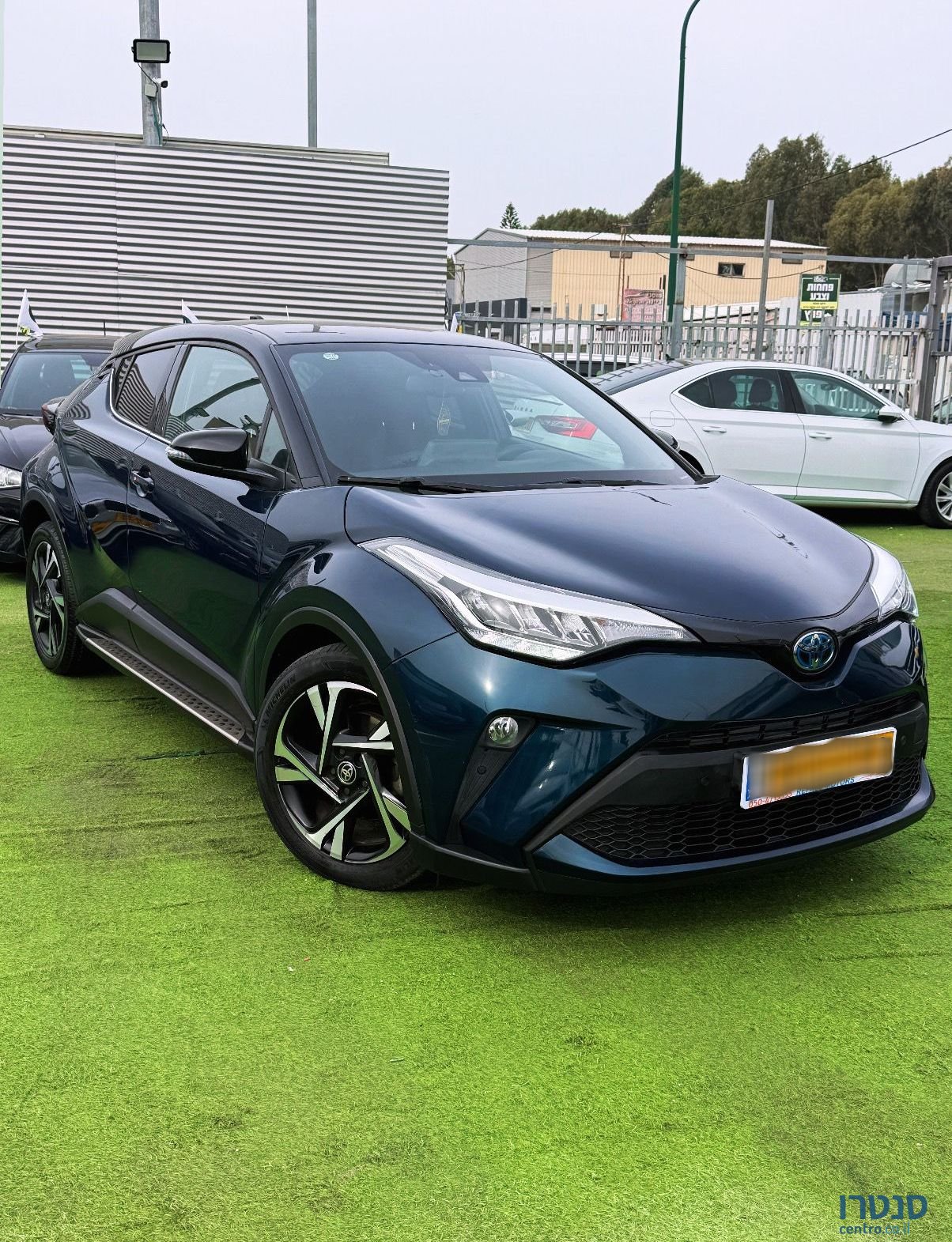 2023' Toyota C-HR טויוטה photo #2