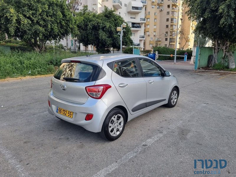 2017' Hyundai i10 יונדאי photo #2