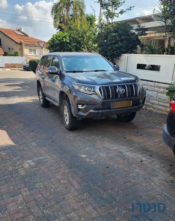 2019' Toyota Land Cruiser טויוטה לנד קרוזר photo #5