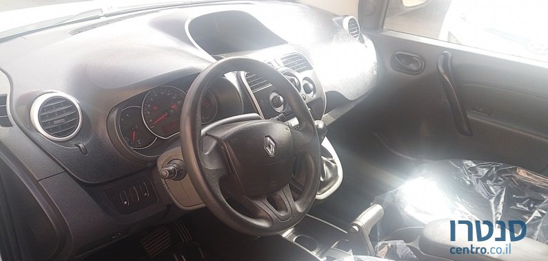 2016' Toyota RAV4 photo #3