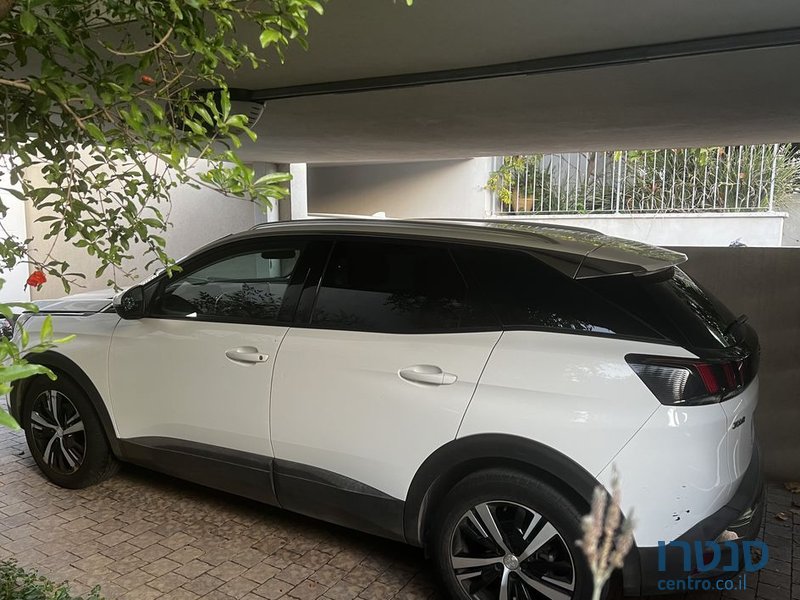 2018' Peugeot 3008 פיג'ו photo #4