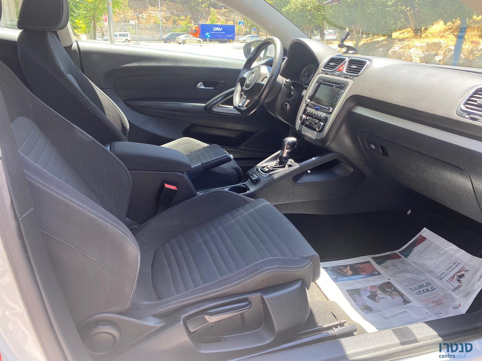 2012' Volkswagen Scirocco photo #3