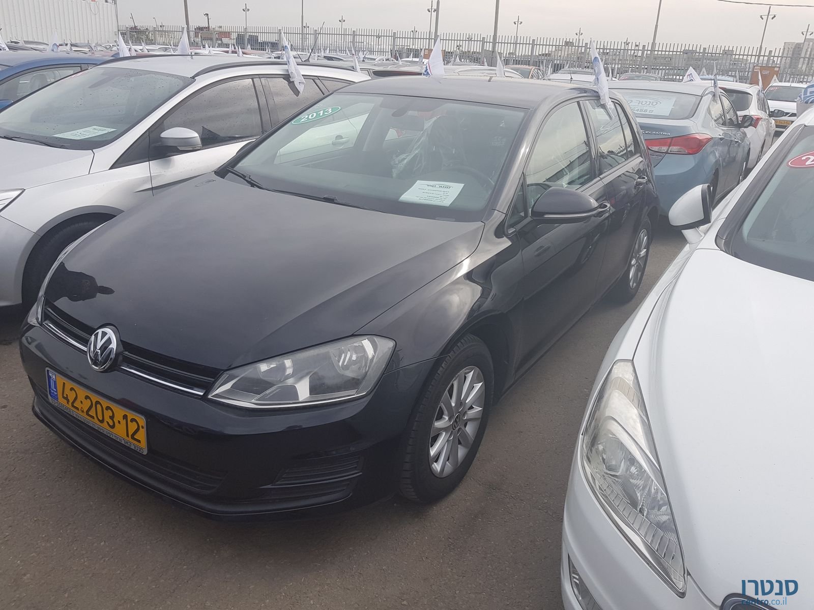 2013' Volkswagen Golf VII 1.2TSI photo #1