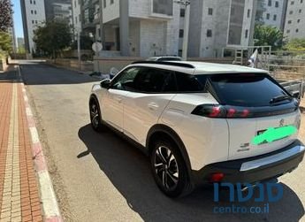 2021' Peugeot 2008 פיג'ו photo #2