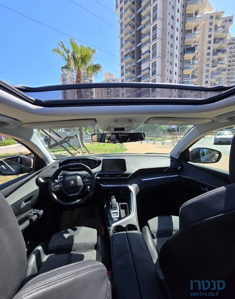 2018' Peugeot 5008 פיג'ו photo #4