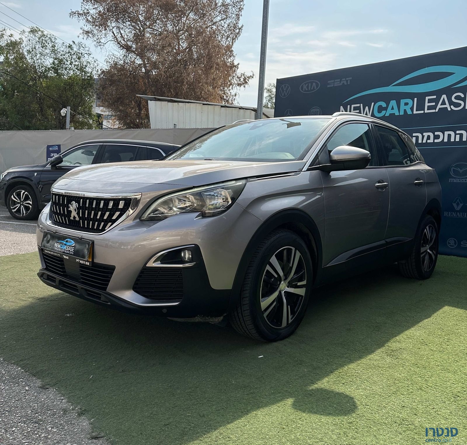 2019' Peugeot 3008 פיג'ו photo #6