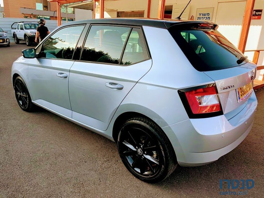 2018' Skoda Fabia photo #2