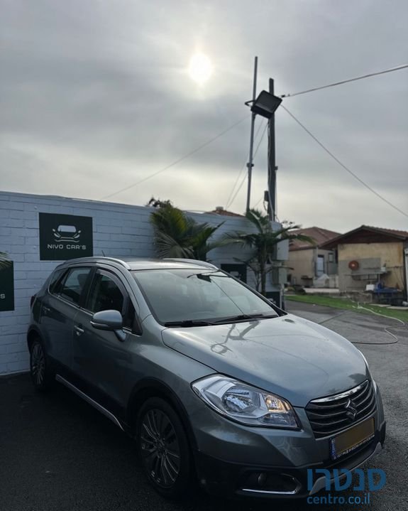 2016' Suzuki SX4 סוזוקי קרוסאובר photo #2