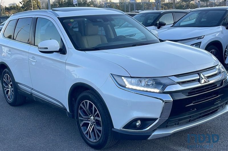 2017' Mitsubishi Outlander מיצובישי אאוטלנדר photo #3