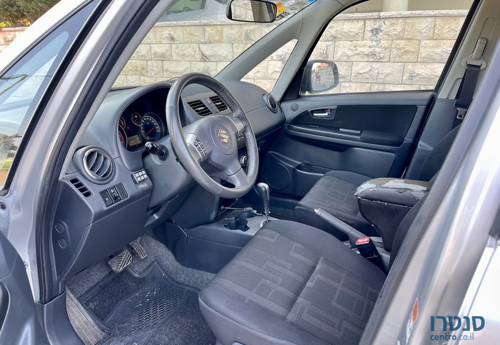 2011' Suzuki SX4 סוזוקי photo #5