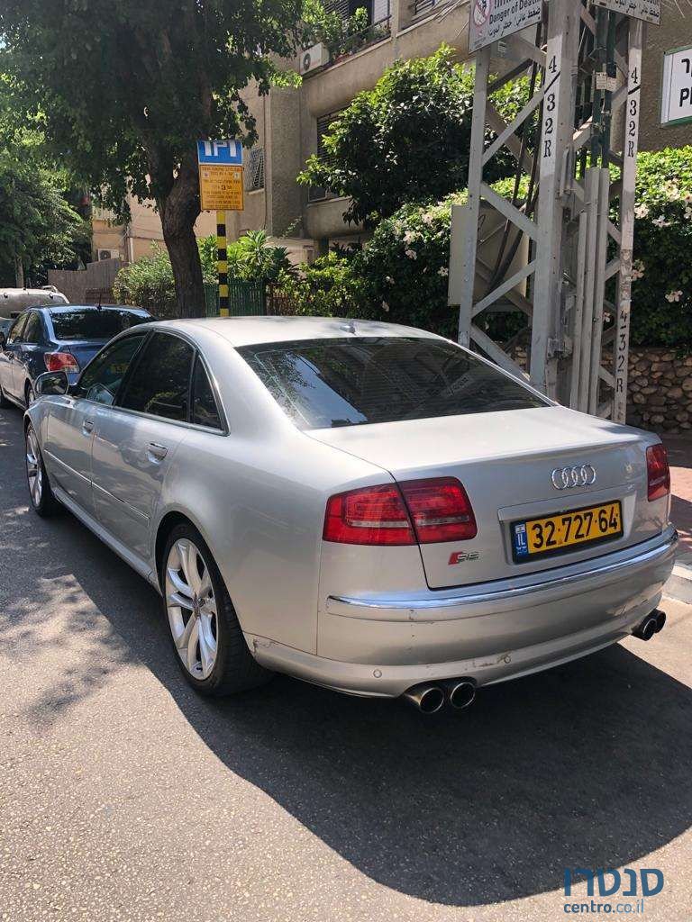 2009' Audi S8 אאודי photo #2