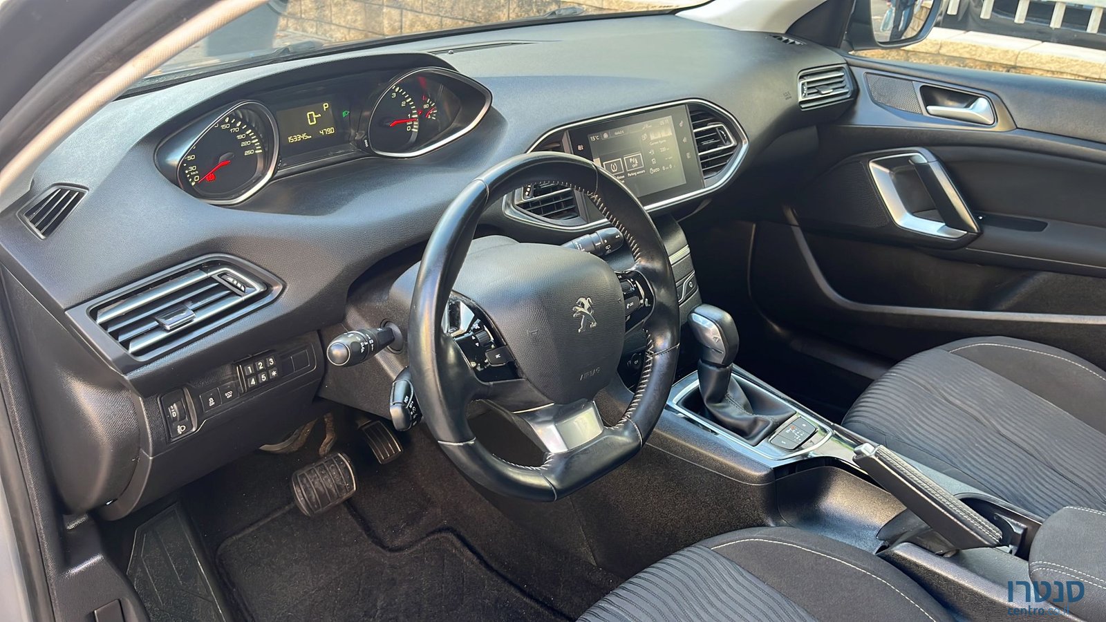 2016' Peugeot 308 photo #4