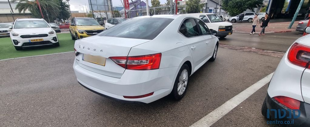 2021' Skoda Superb סקודה סופרב photo #5