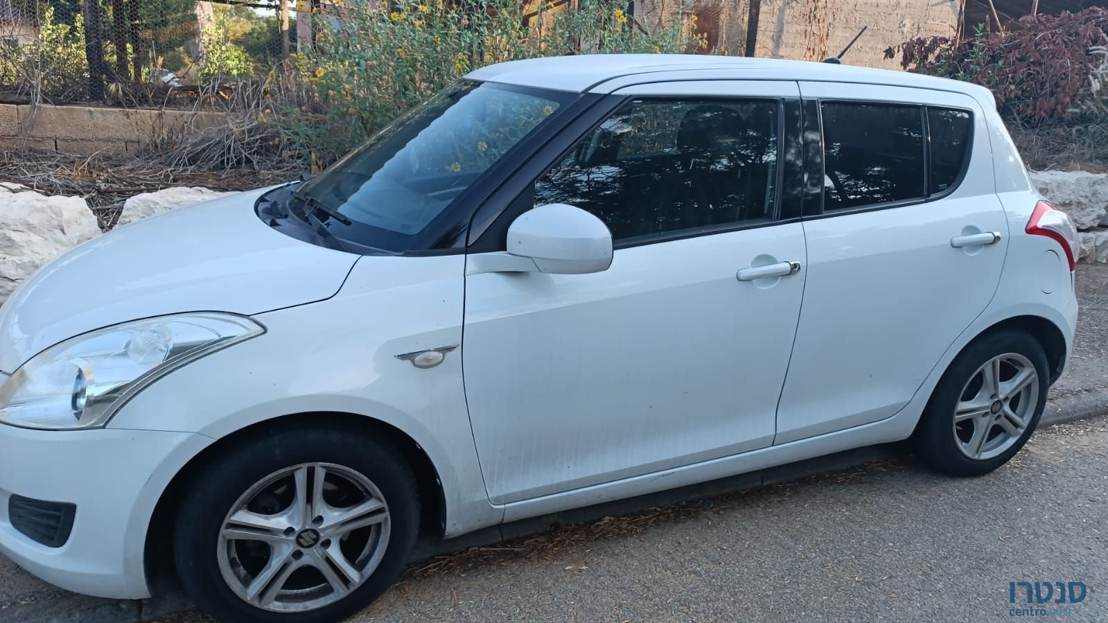 2013' Suzuki Swift סוזוקי סוויפט photo #1