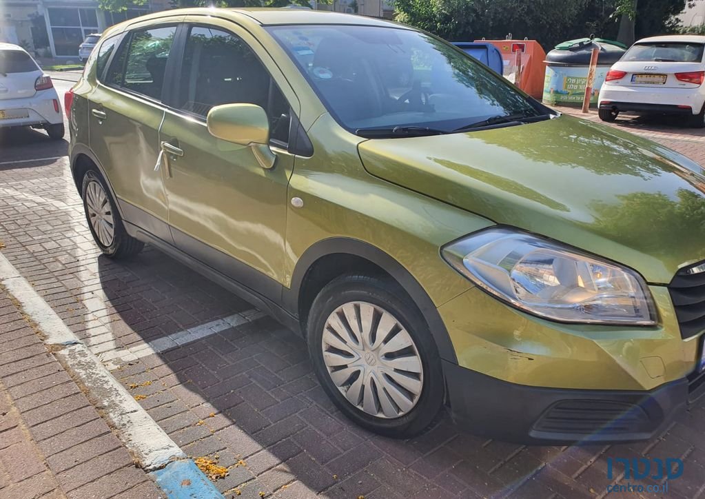 2014' Suzuki SX4 סוזוקי קרוסאובר photo #4