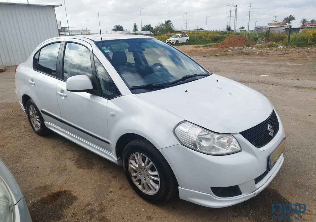 2010' Suzuki SX4 סוזוקי photo #1