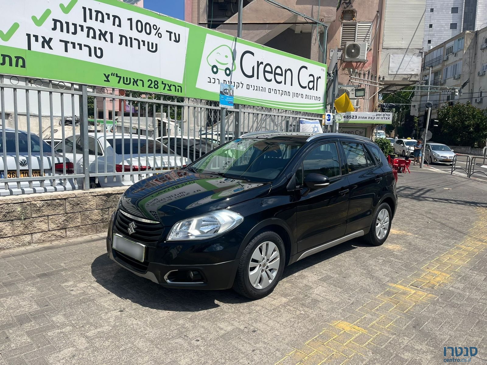 2015' Suzuki SX4 photo #4