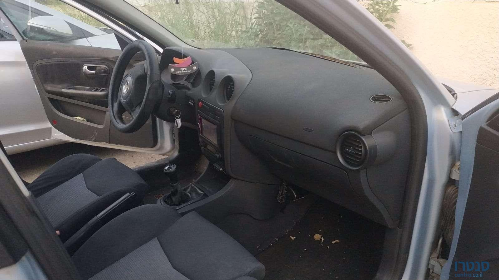 2003' SEAT Ibiza סיאט איביזה photo #2