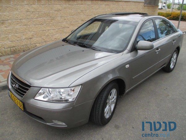 2008' Hyundai Sonata photo #1