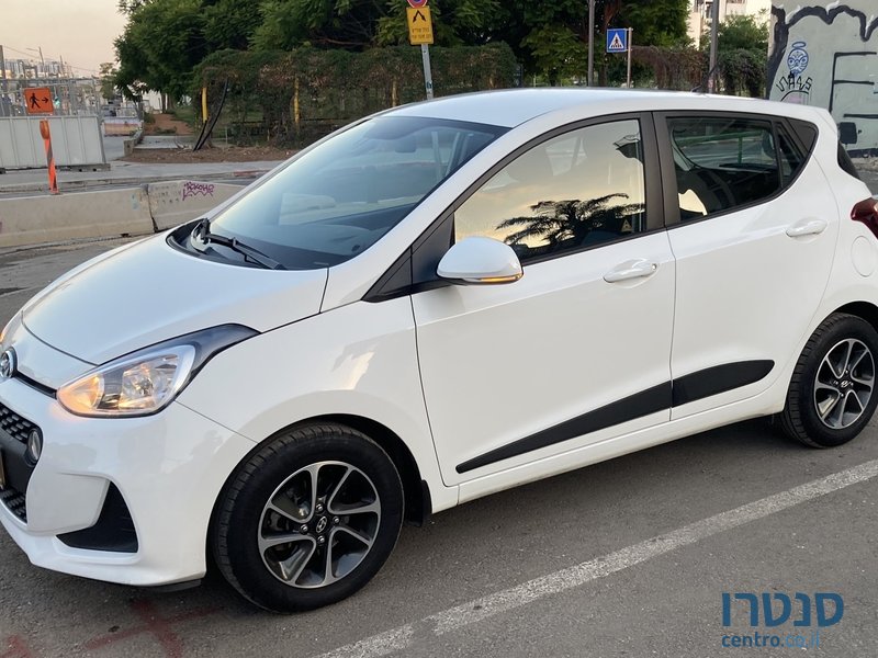 2017' Hyundai i10 photo #2