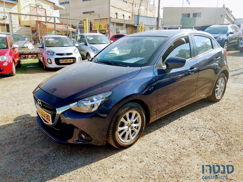 2016' Mazda 2 photo #1