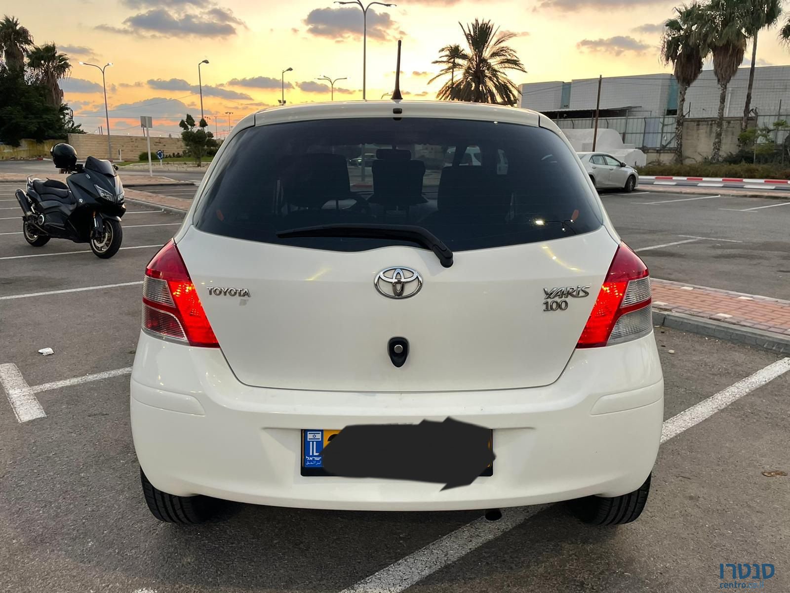 2010' Toyota Yaris טויוטה יאריס photo #6